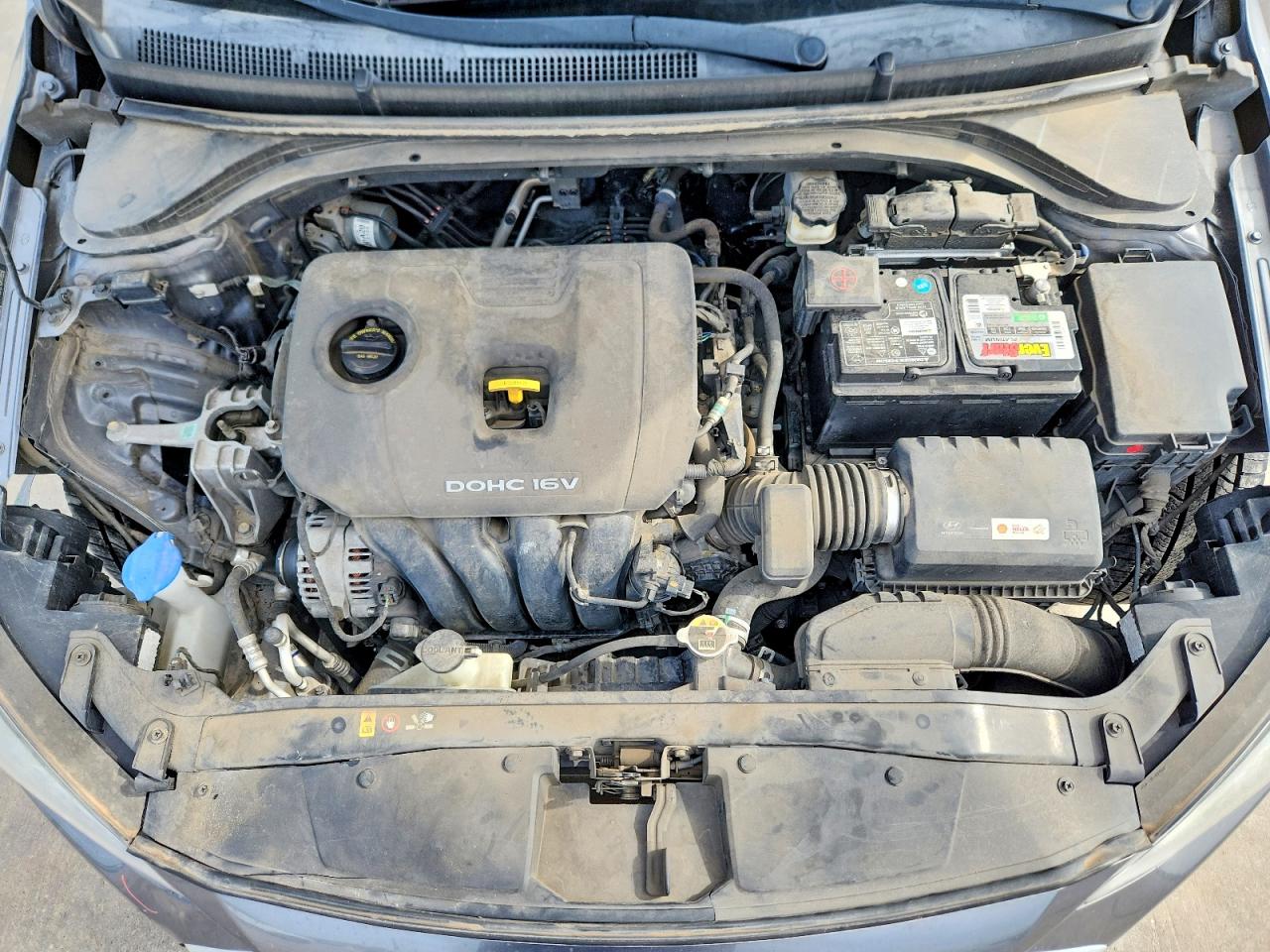 Hyundai ELANTRA Sel
