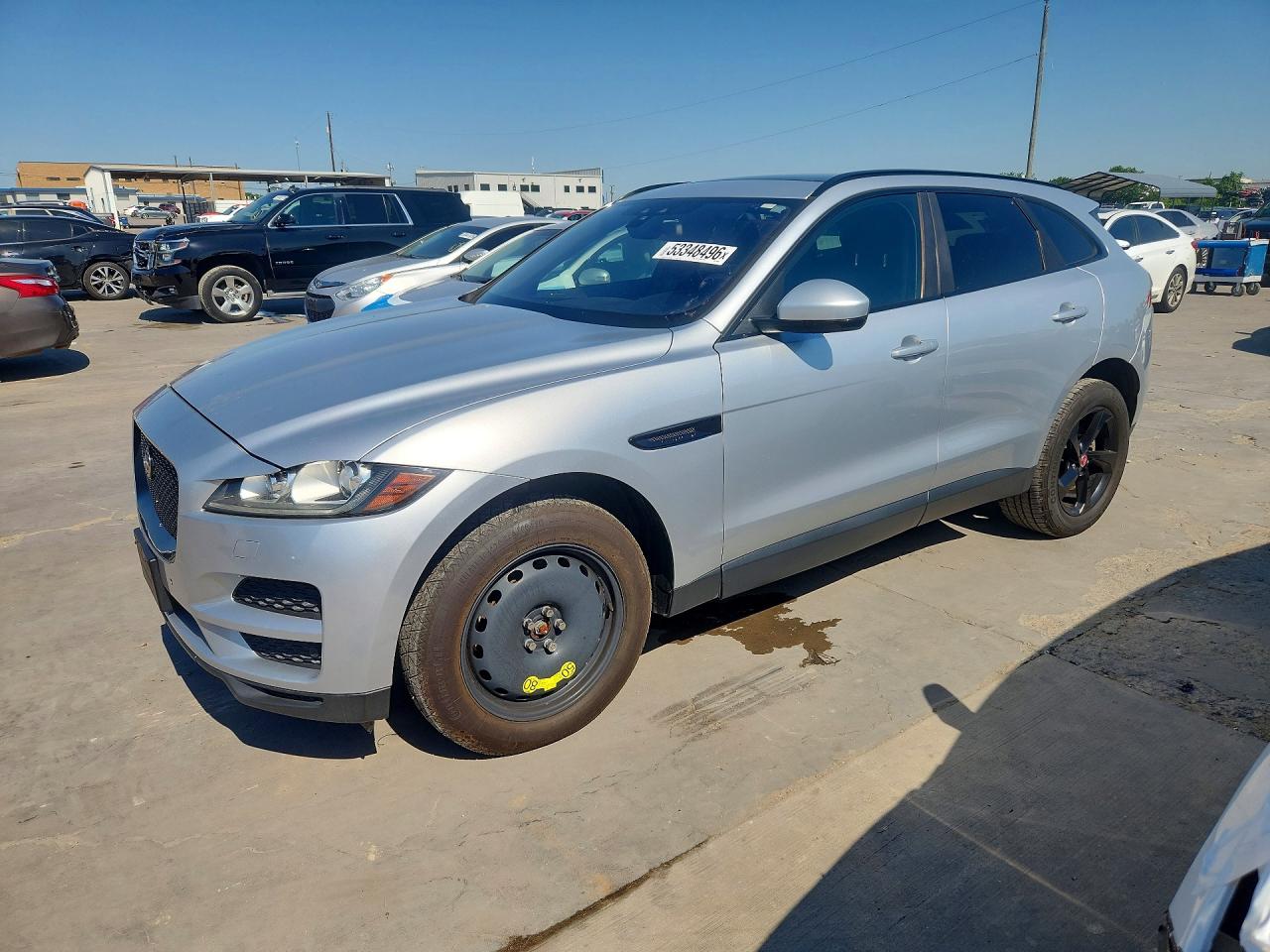 Salvage Jaguar F-PACE Image