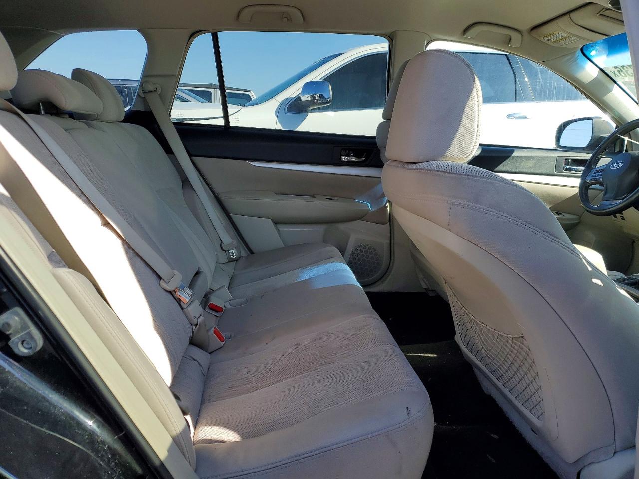 Subaru Outback 2.5i Premium