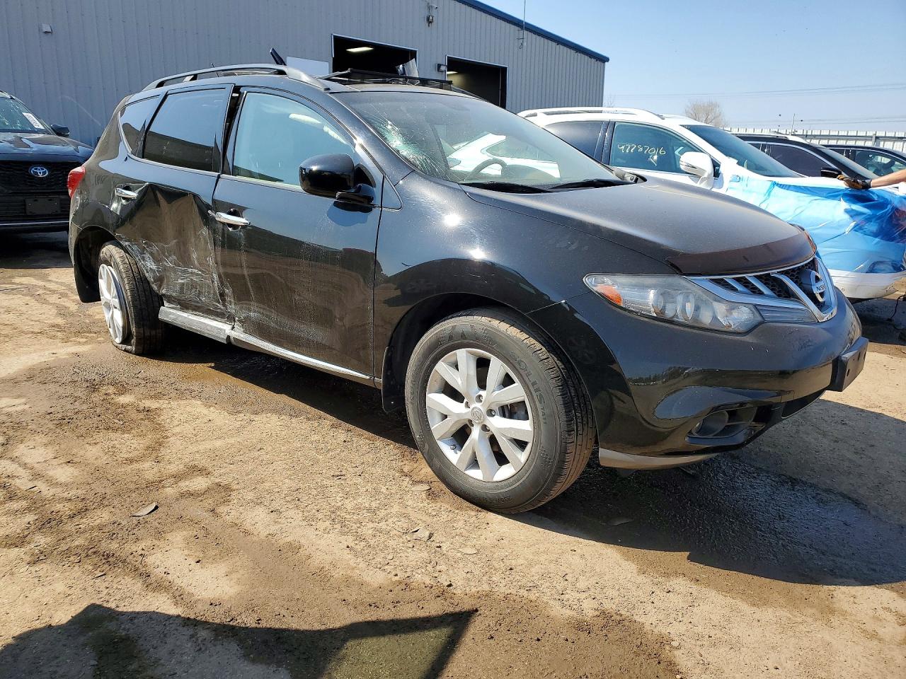 Nissan Murano S
