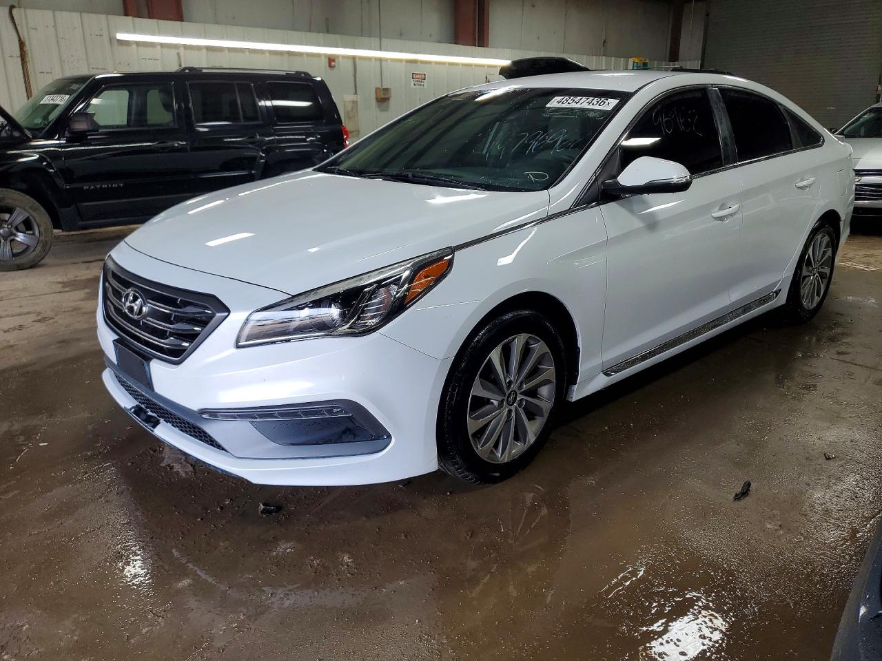 Salvage Hyundai SONATA Image