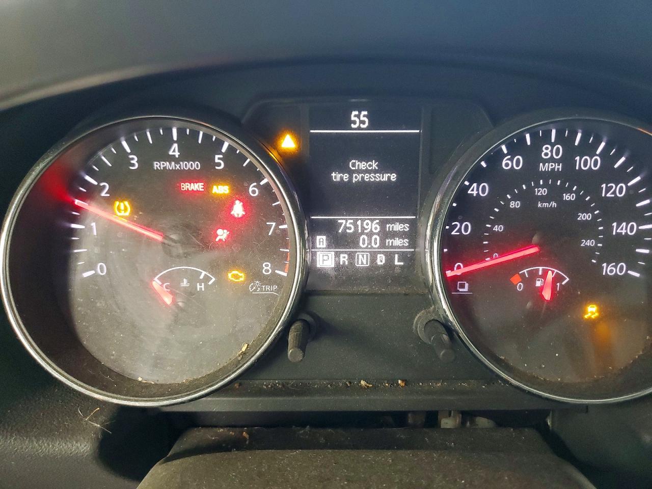 Nissan Rogue S