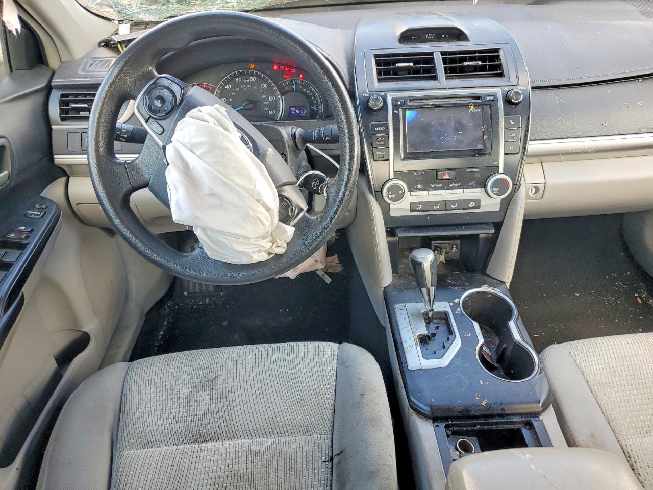 Toyota Camry Le
