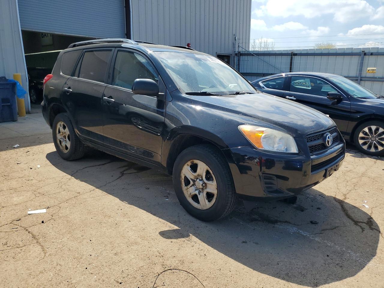 Toyota RAV4 Base
