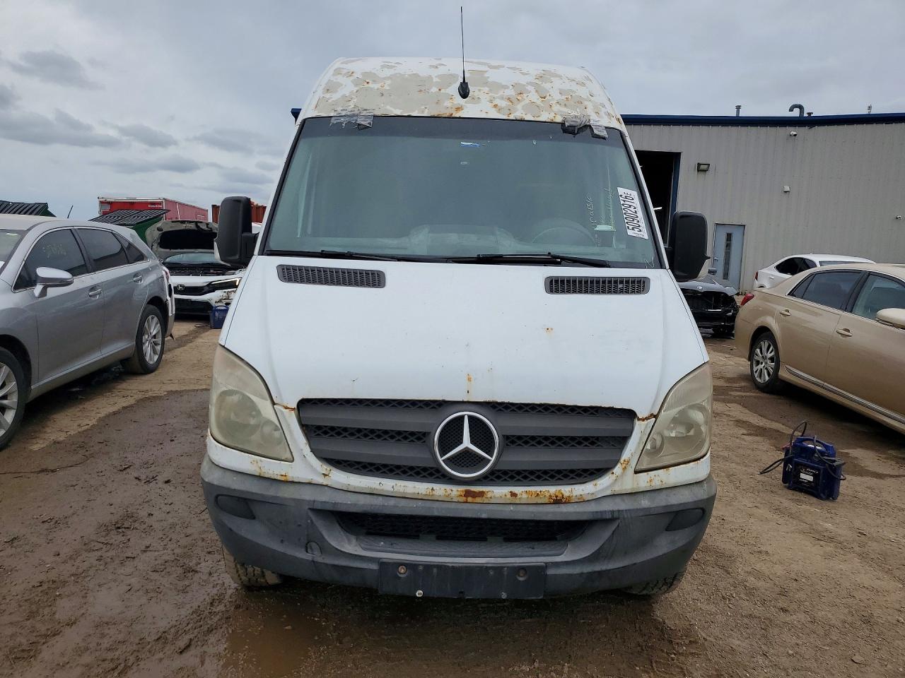 Mercedes-Benz Sprinter 2500