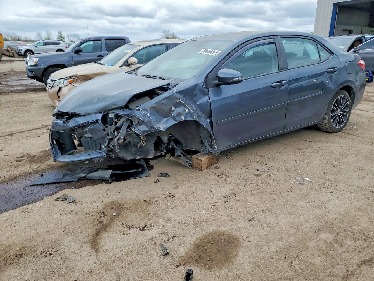 Salvage Toyota Corolla Image