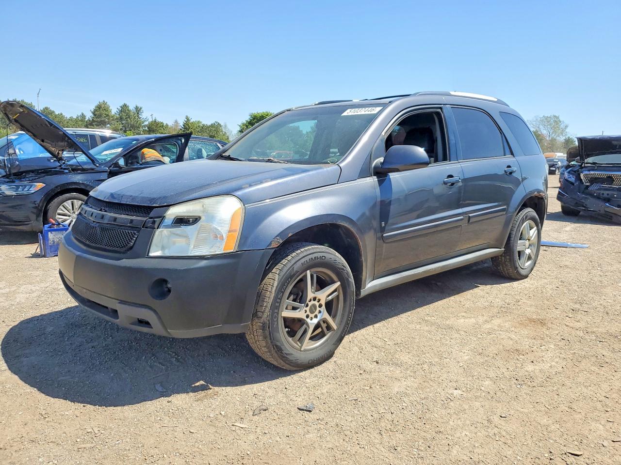 Salvage Chevrolet Equinox Image