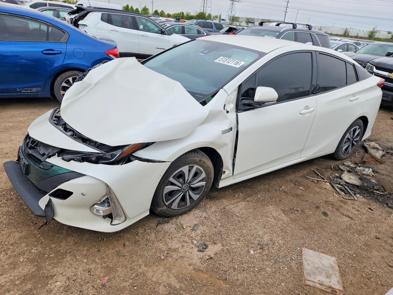 Salvage Toyota Prius Image