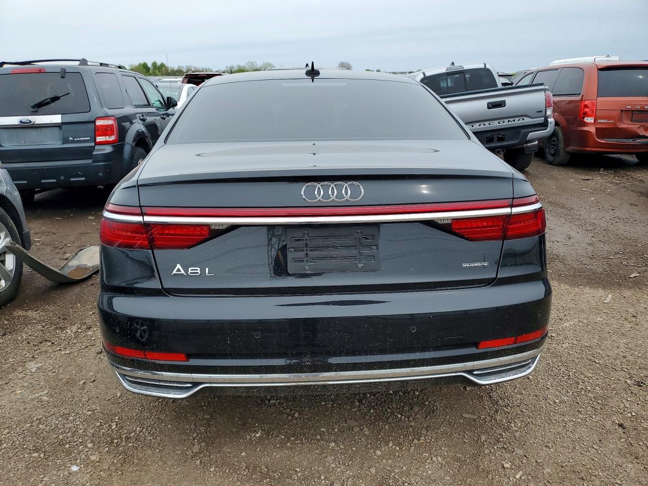 Audi A8 L