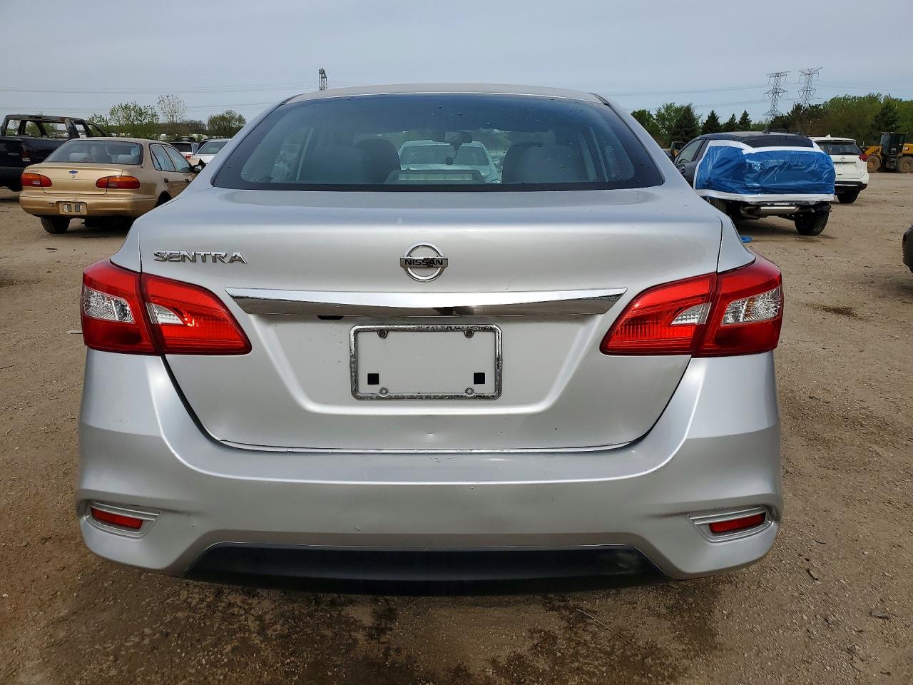 Nissan Sentra S