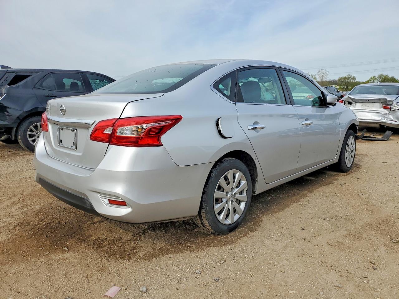 Nissan Sentra S