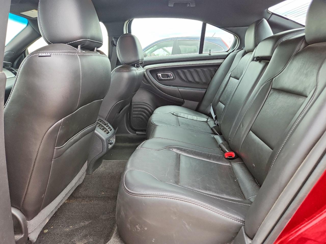 Ford Taurus Sel