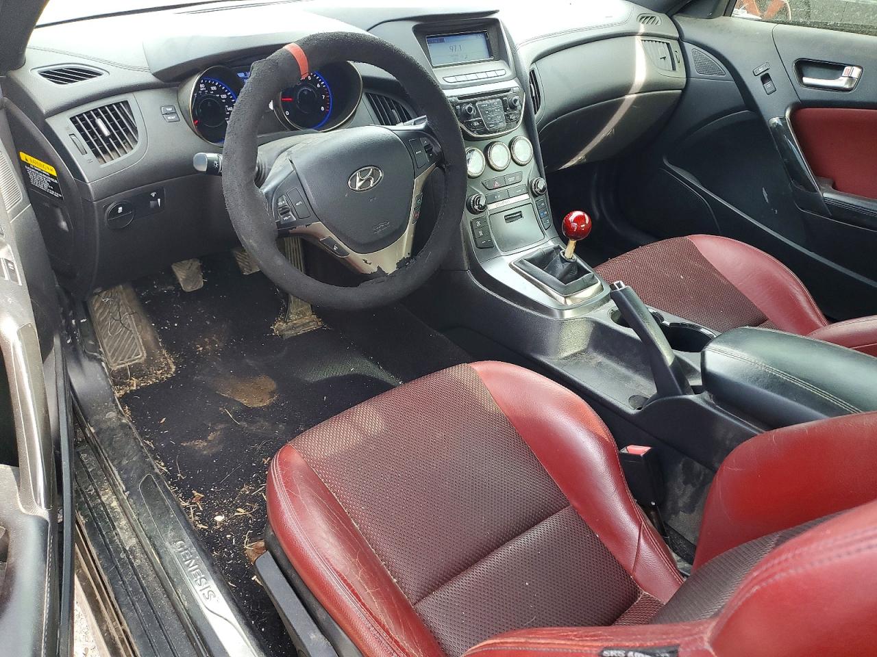 Hyundai Genesis 2.0t