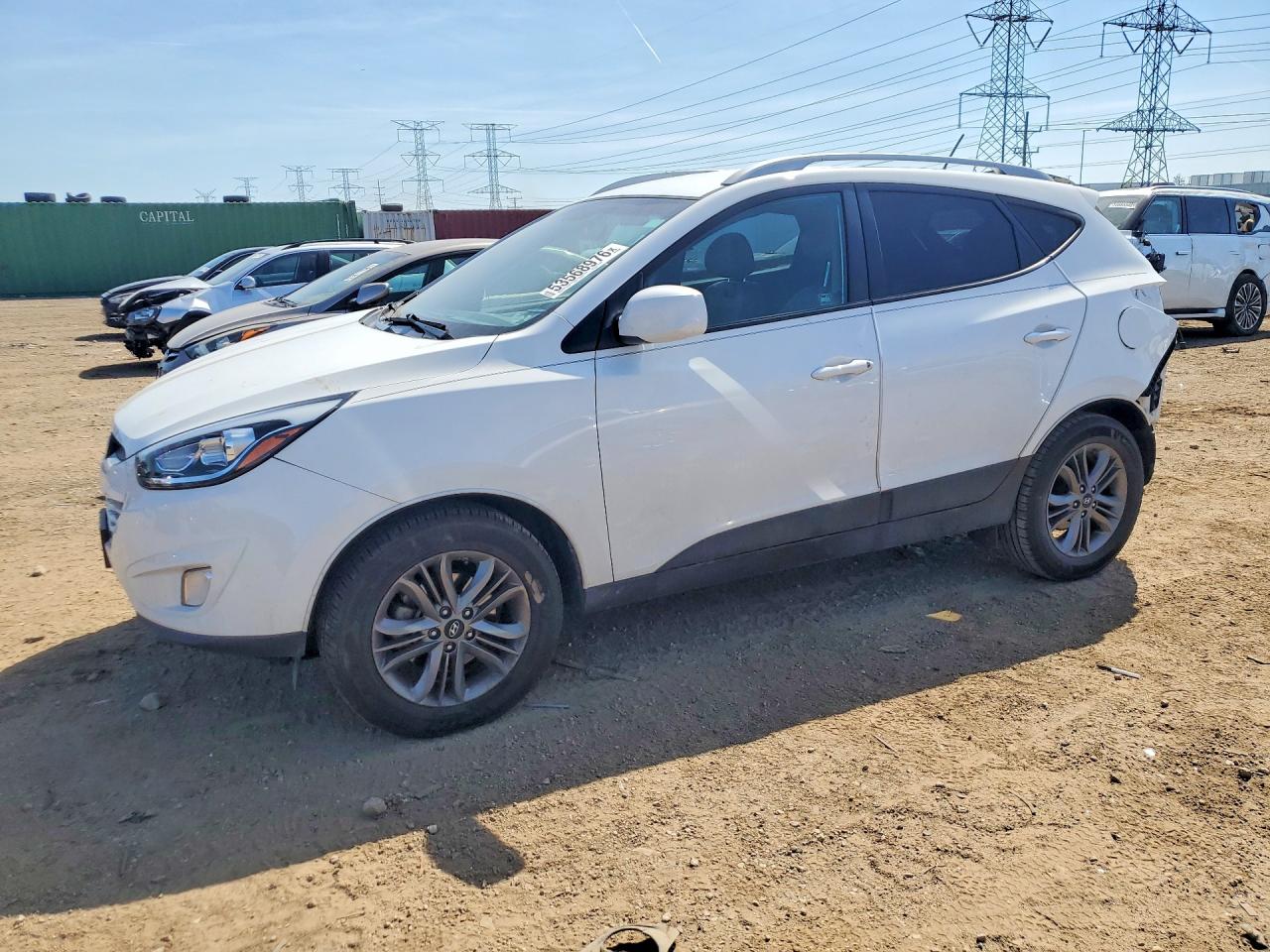 Salvage Hyundai TUCSON Image