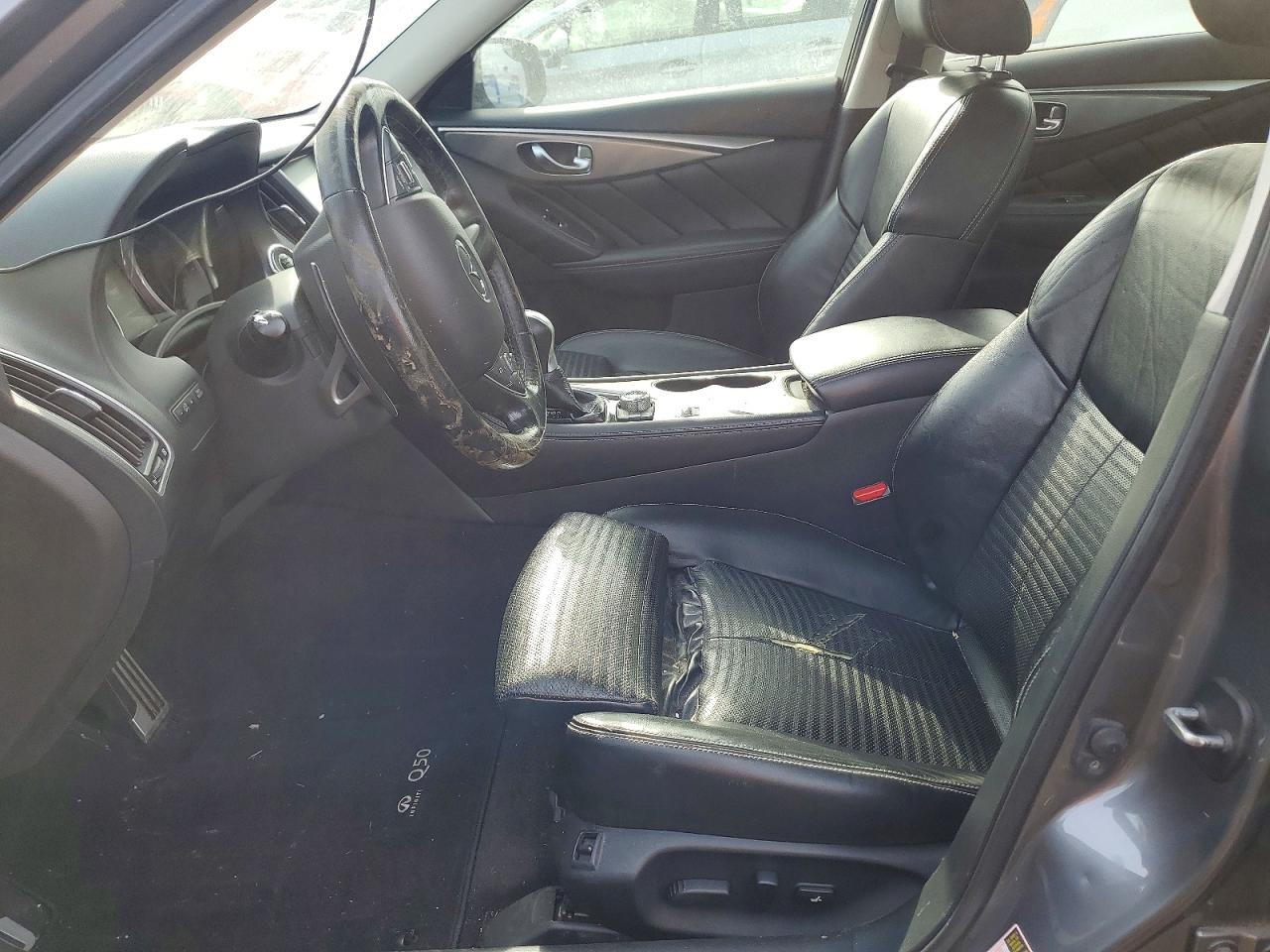 INFINITI Q50 Sport