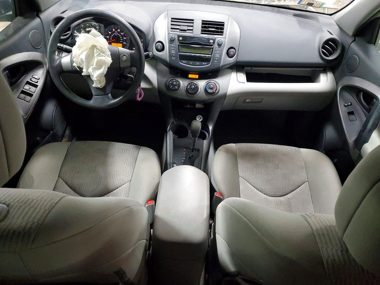 Toyota RAV4 Base