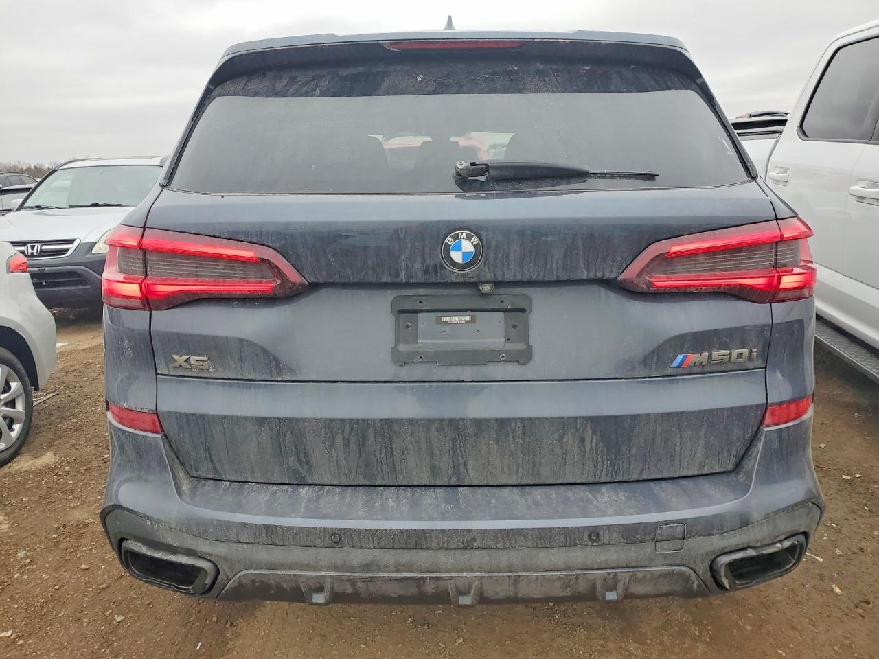 BMW X Series M50i
