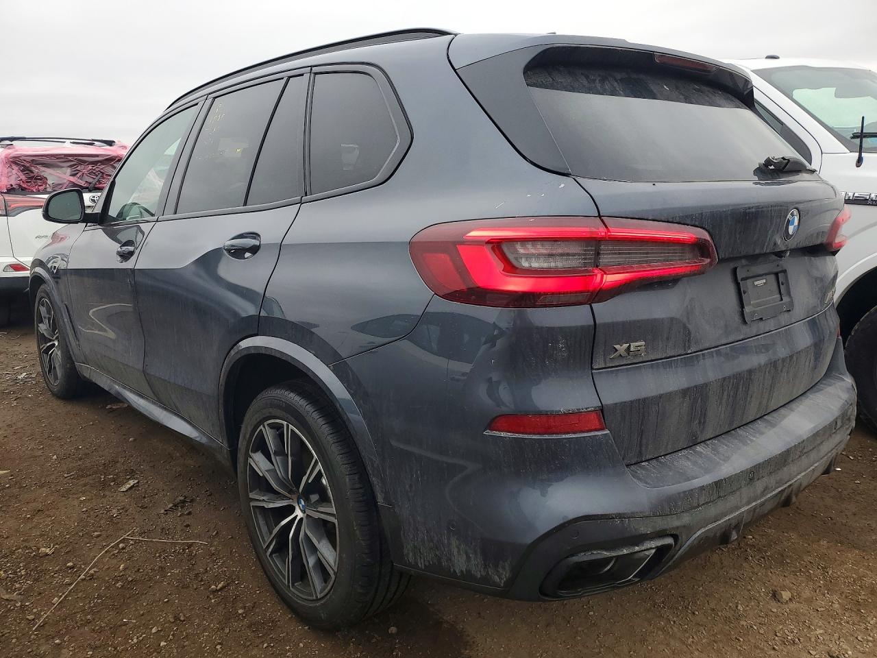 BMW X Series M50i