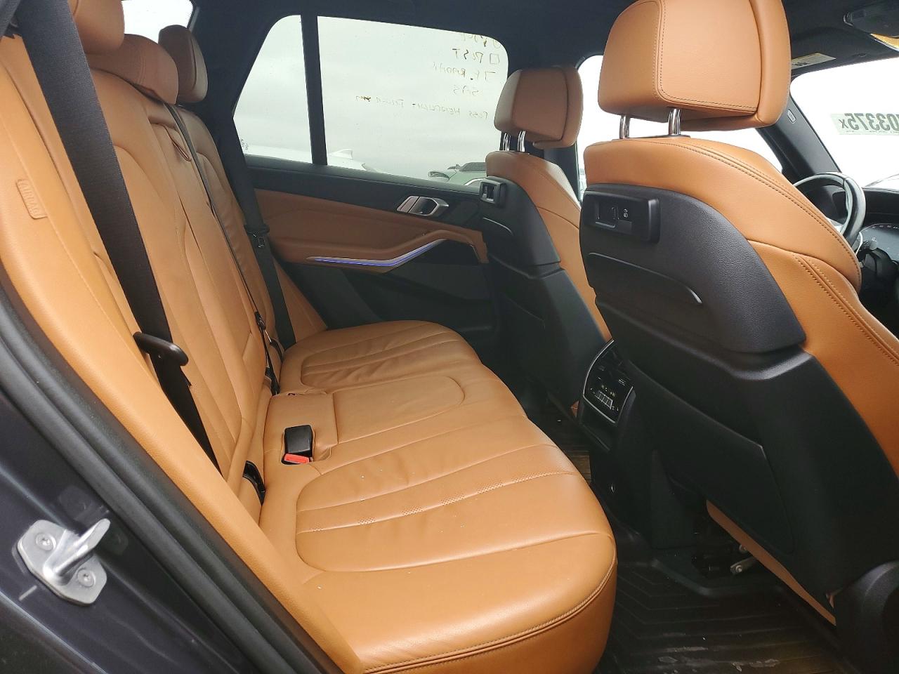 BMW X Series M50i