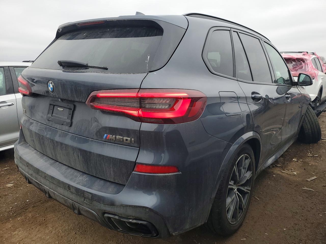 BMW X Series M50i