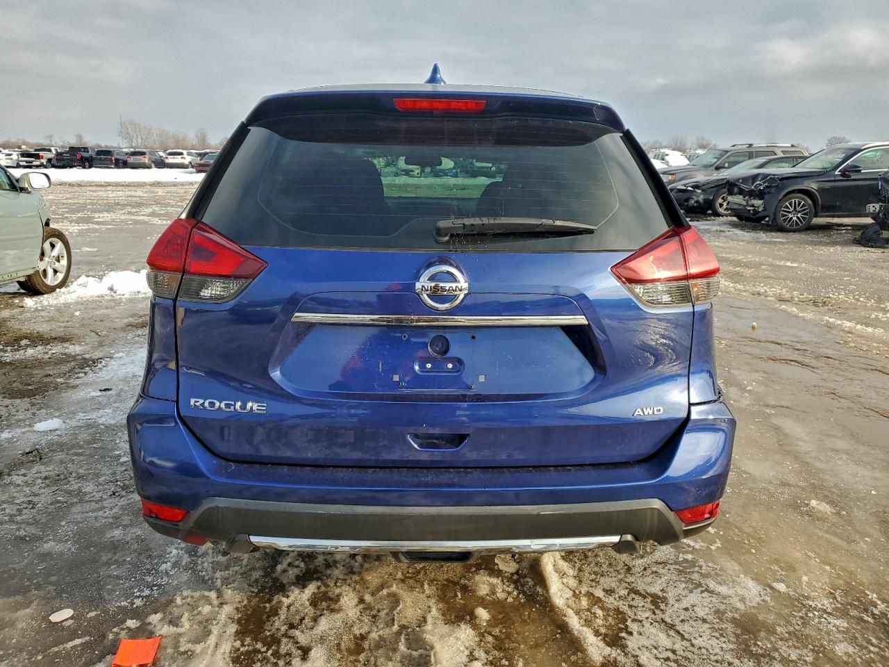 Nissan Rogue S