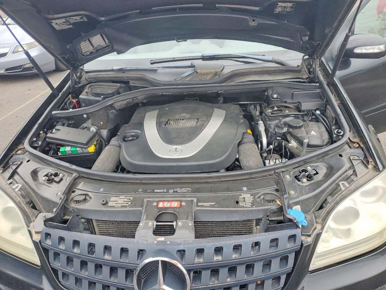 Mercedes-Benz M-Class 350