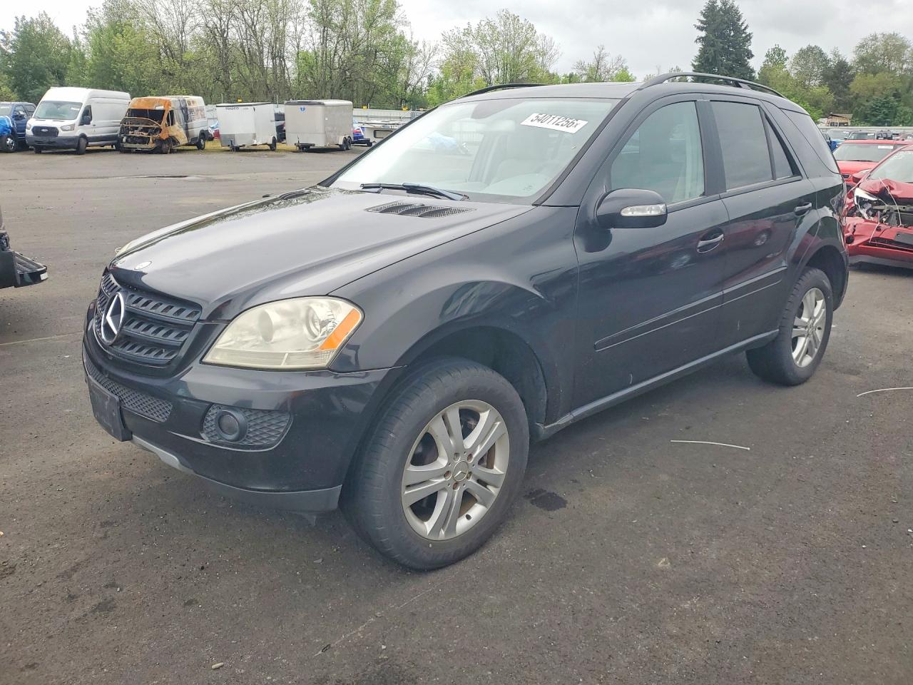 Salvage Mercedes-Benz M-Class Image