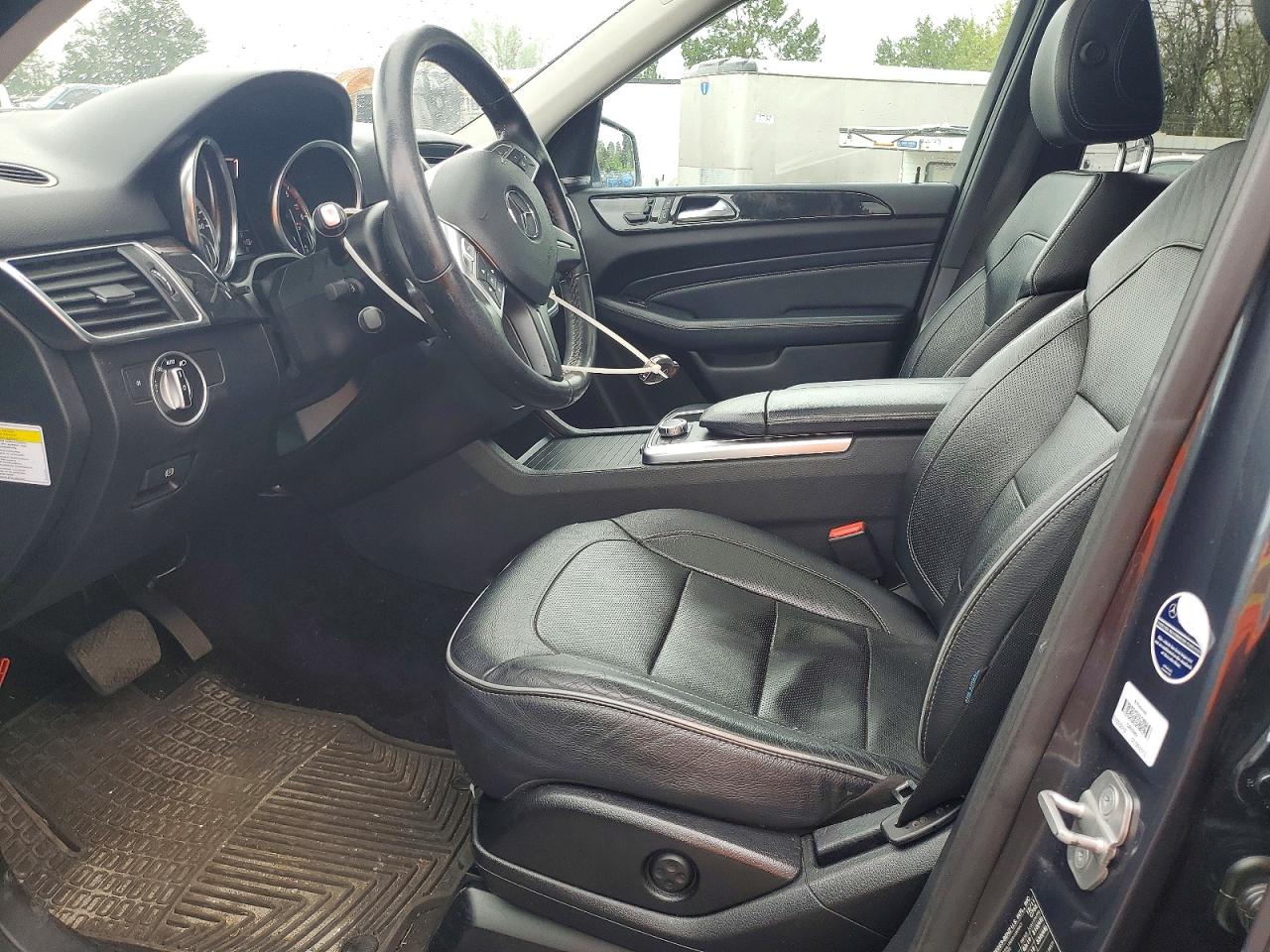 Mercedes-Benz M-Class 350 Bluetec