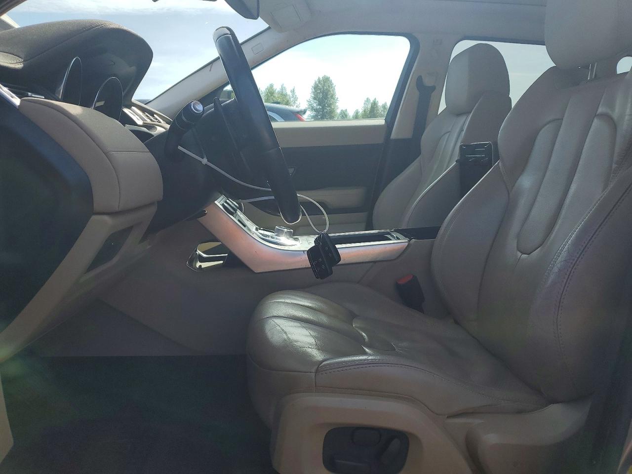 Land Rover Range Rover Pure Premium