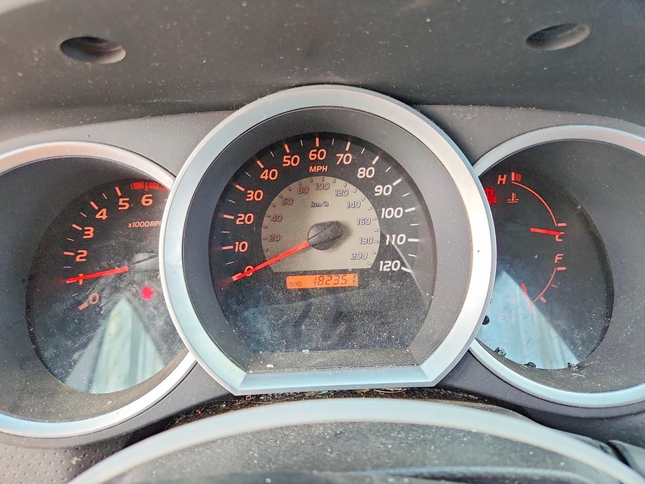 Toyota Tacoma V6