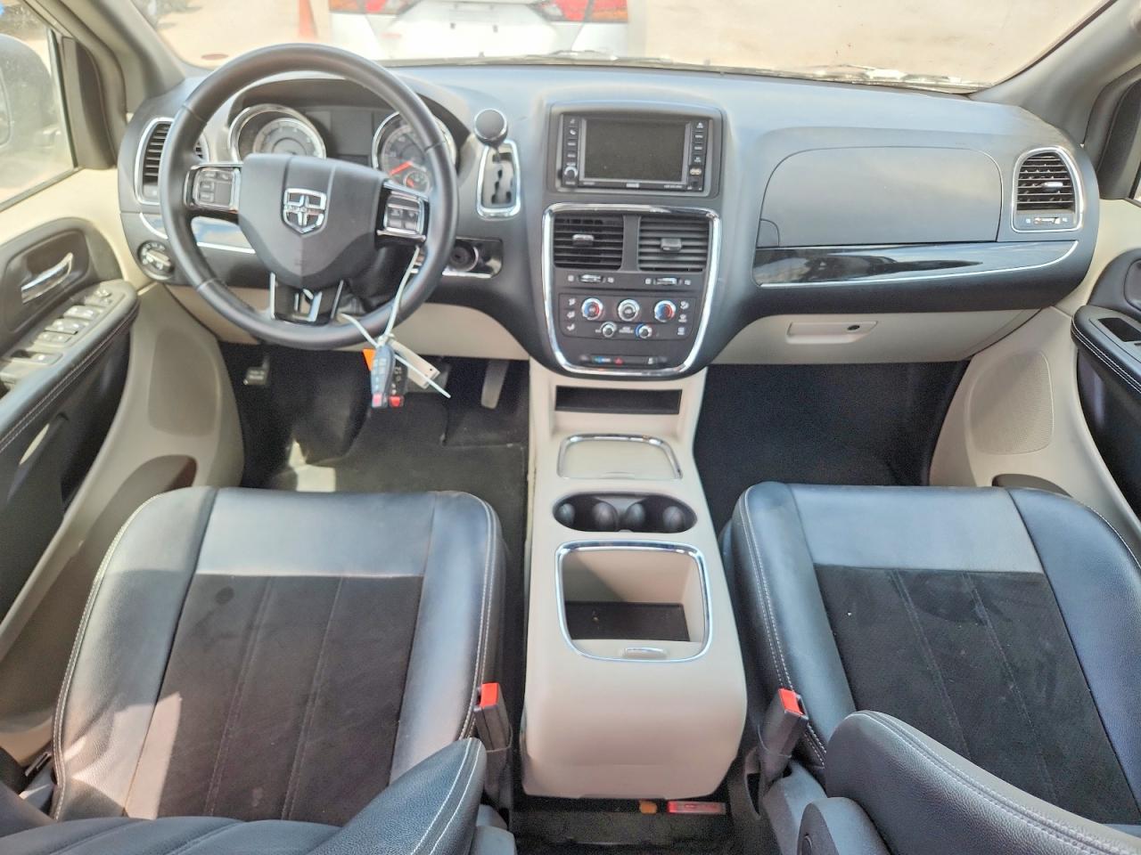 Dodge Caravan Sxt