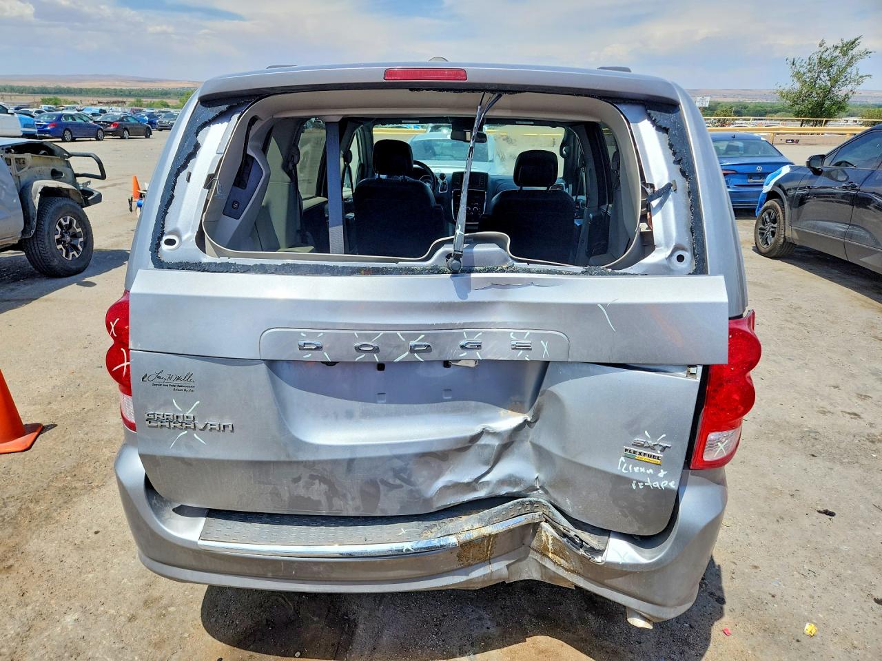 Dodge Caravan Sxt