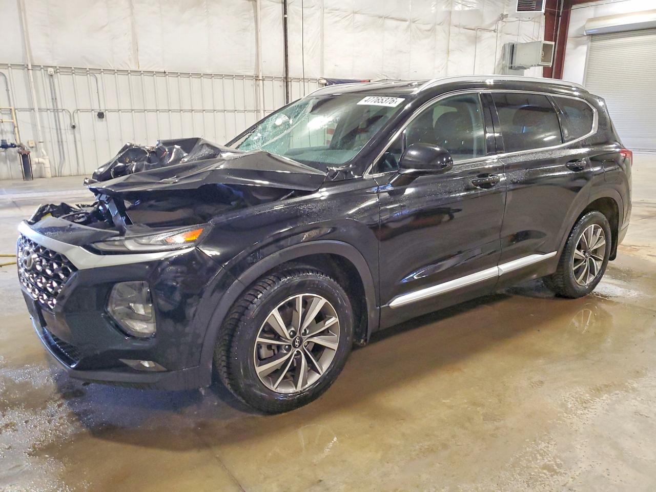Salvage Hyundai SANTA FE Image