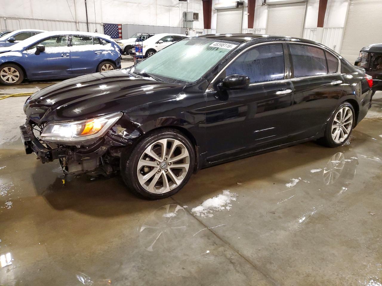 Salvage Honda Accord Image