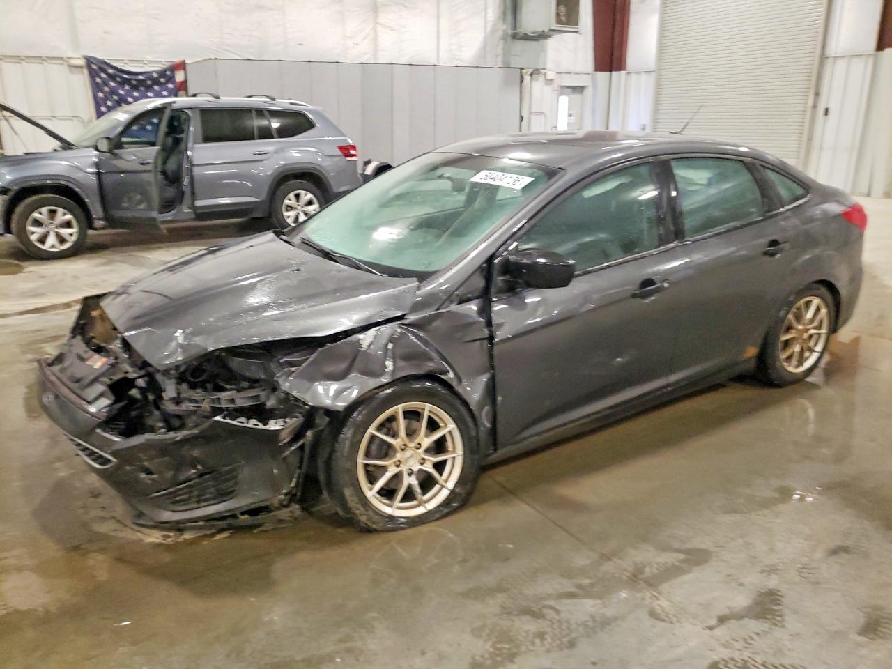 Salvage Ford Focus Image