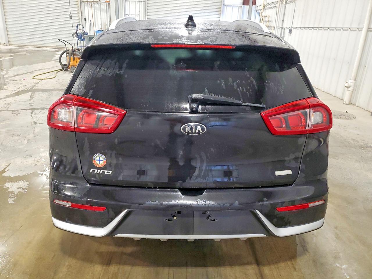Kia Niro Lx