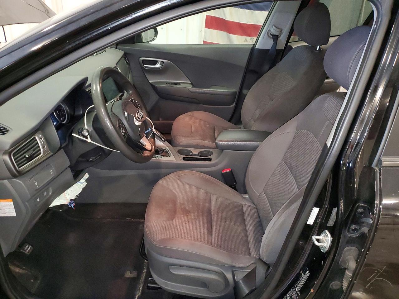 Kia Niro Lx