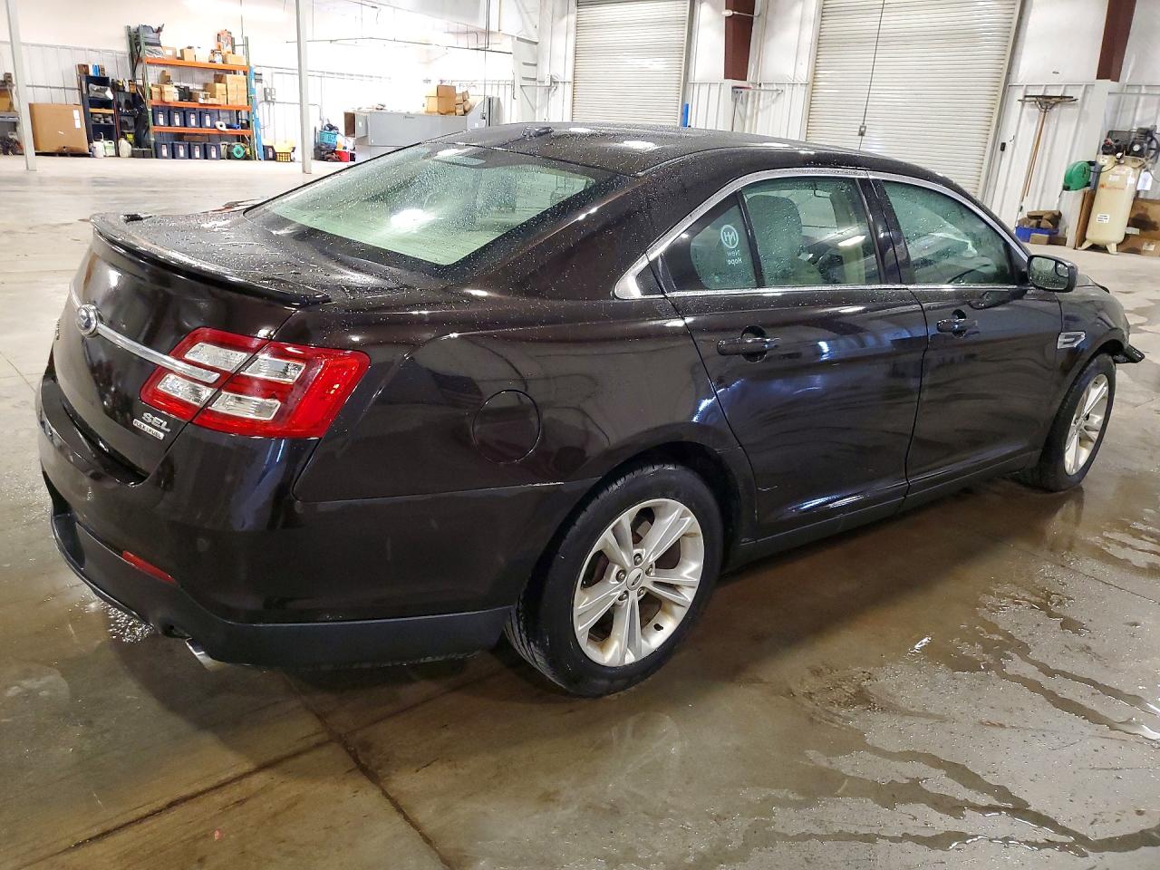 Ford Taurus Sel