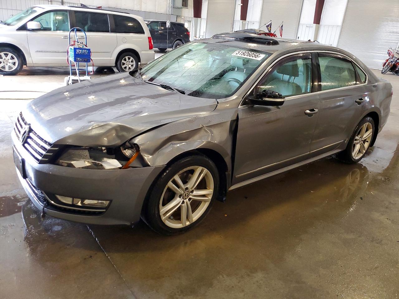 Salvage Volkswagen Passat Image