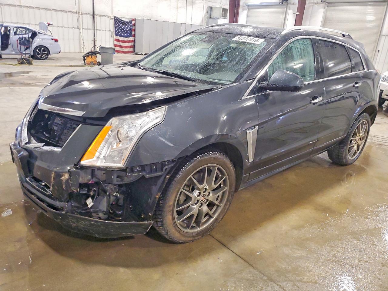 Salvage Cadillac SRX Image
