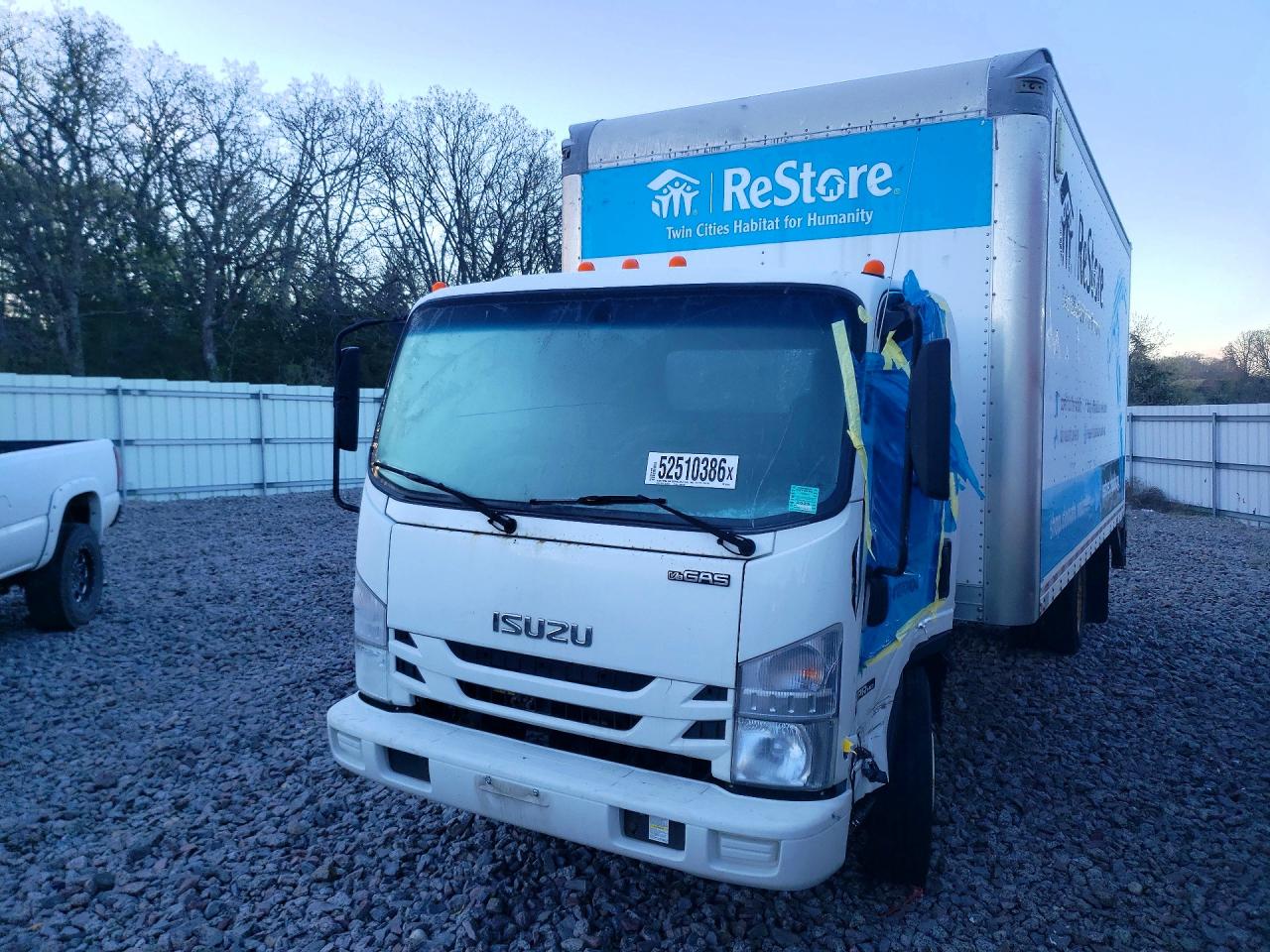 Salvage Isuzu Npr Hd Image