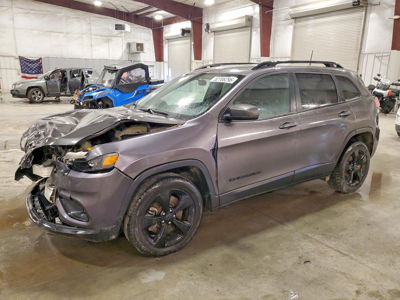 Salvage Jeep Grand Cherokee Image