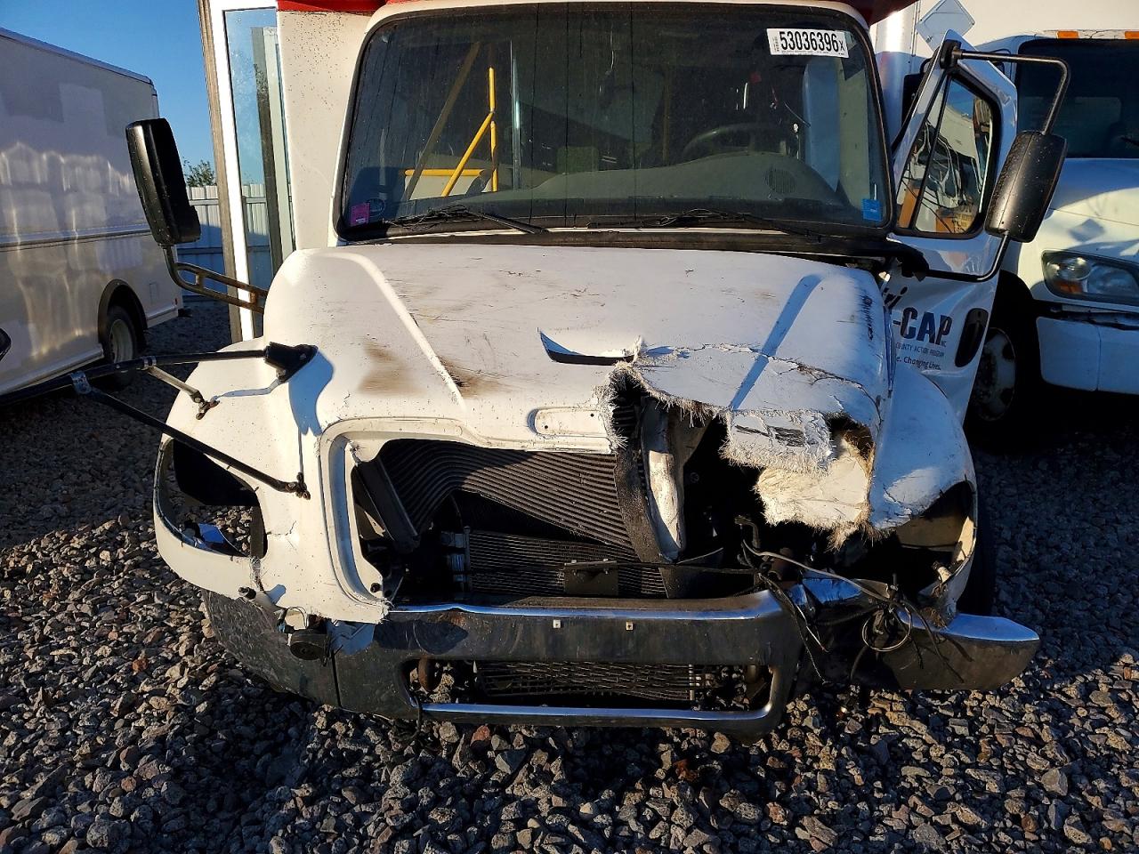 Freightliner Chassis S-2