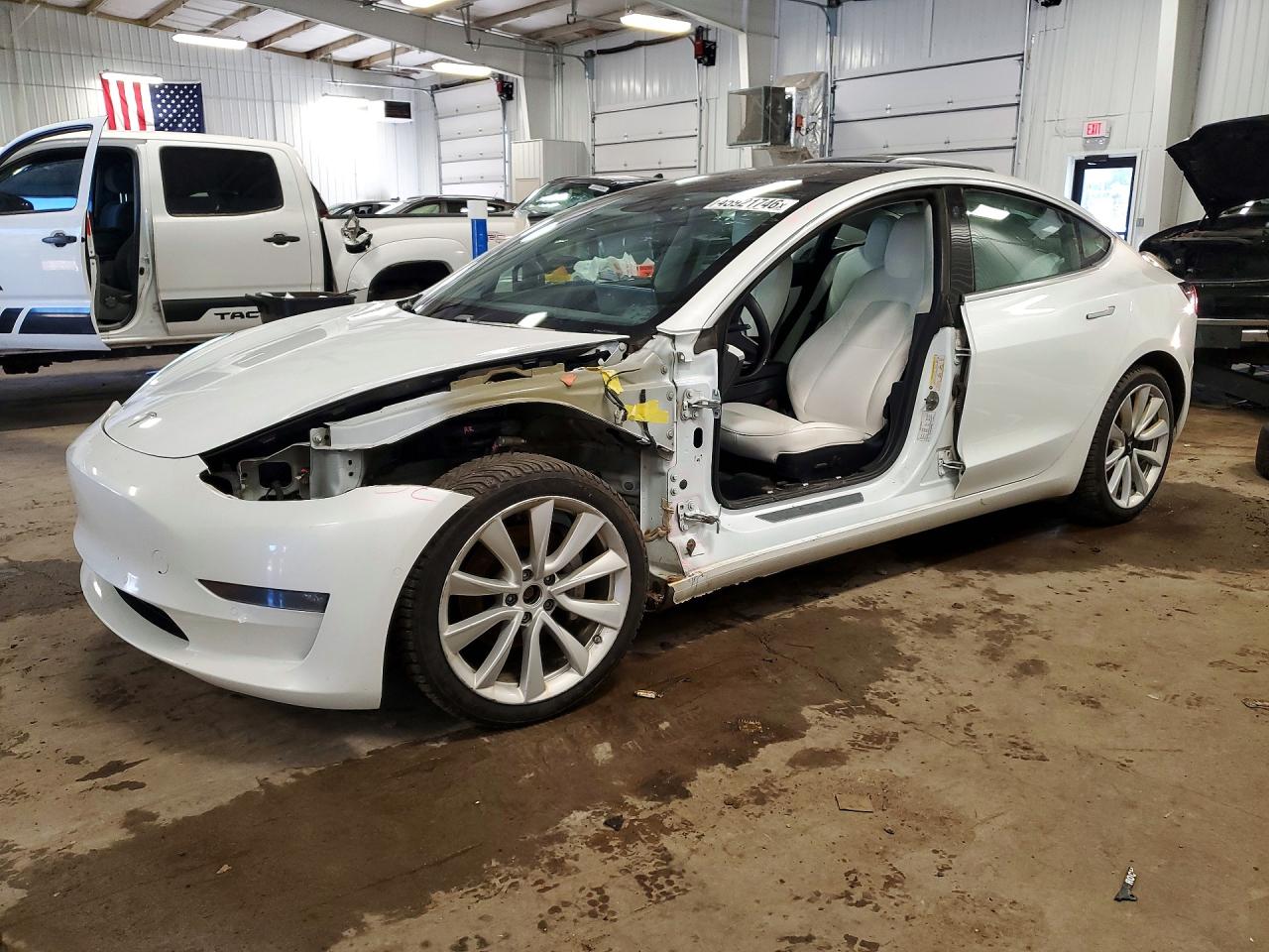 Salvage Tesla Model 3 Image