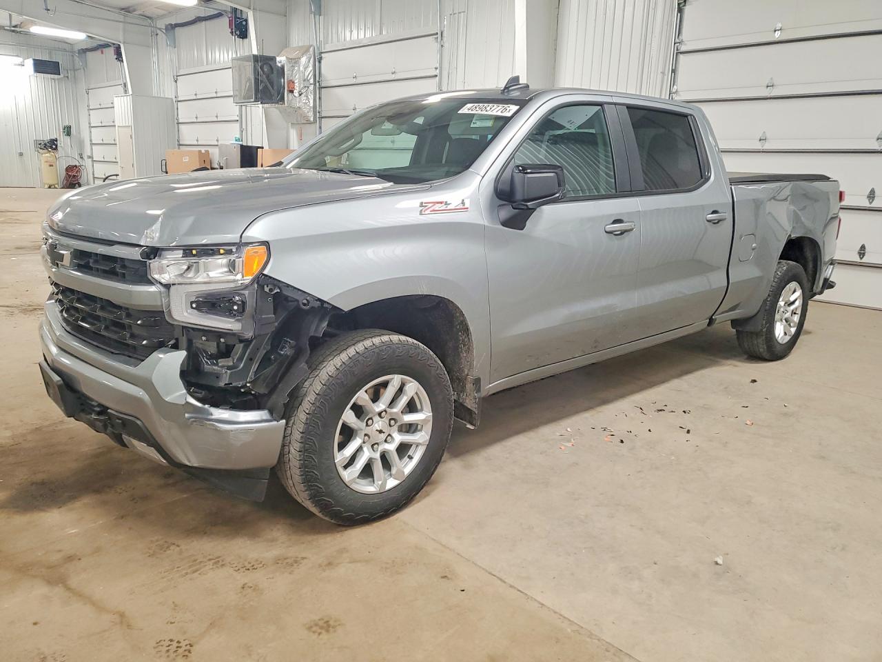 Salvage Chevrolet Silverado Image