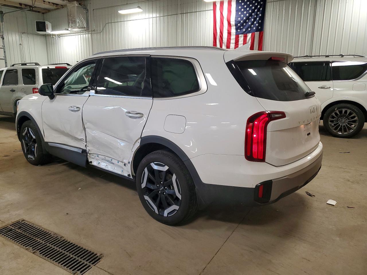 Kia Telluride S