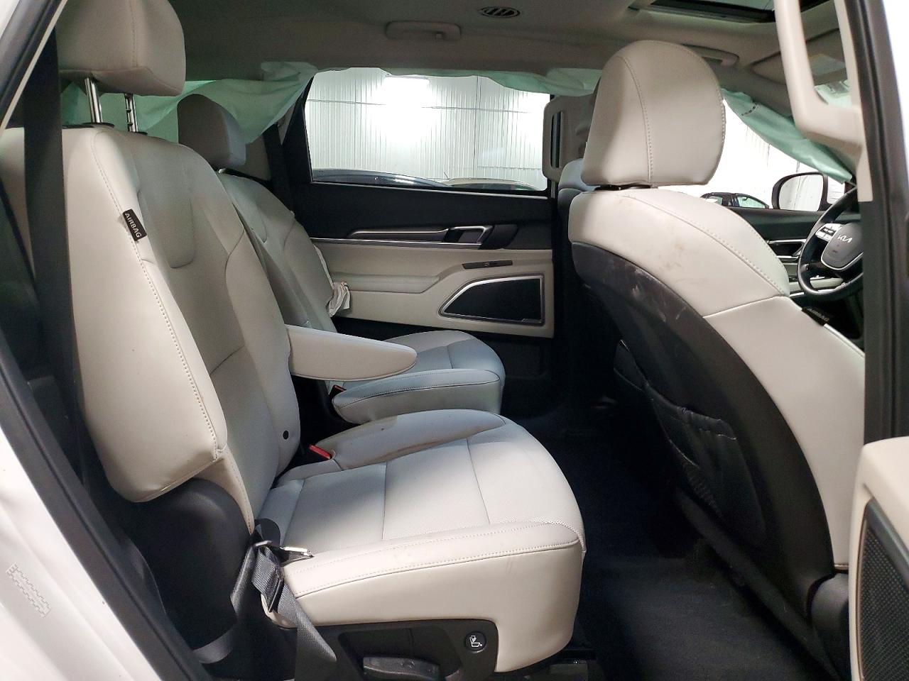 Kia Telluride S
