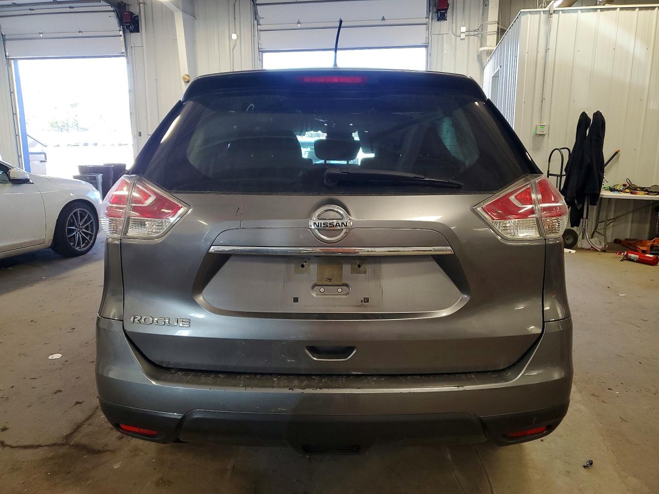 Nissan Rogue S