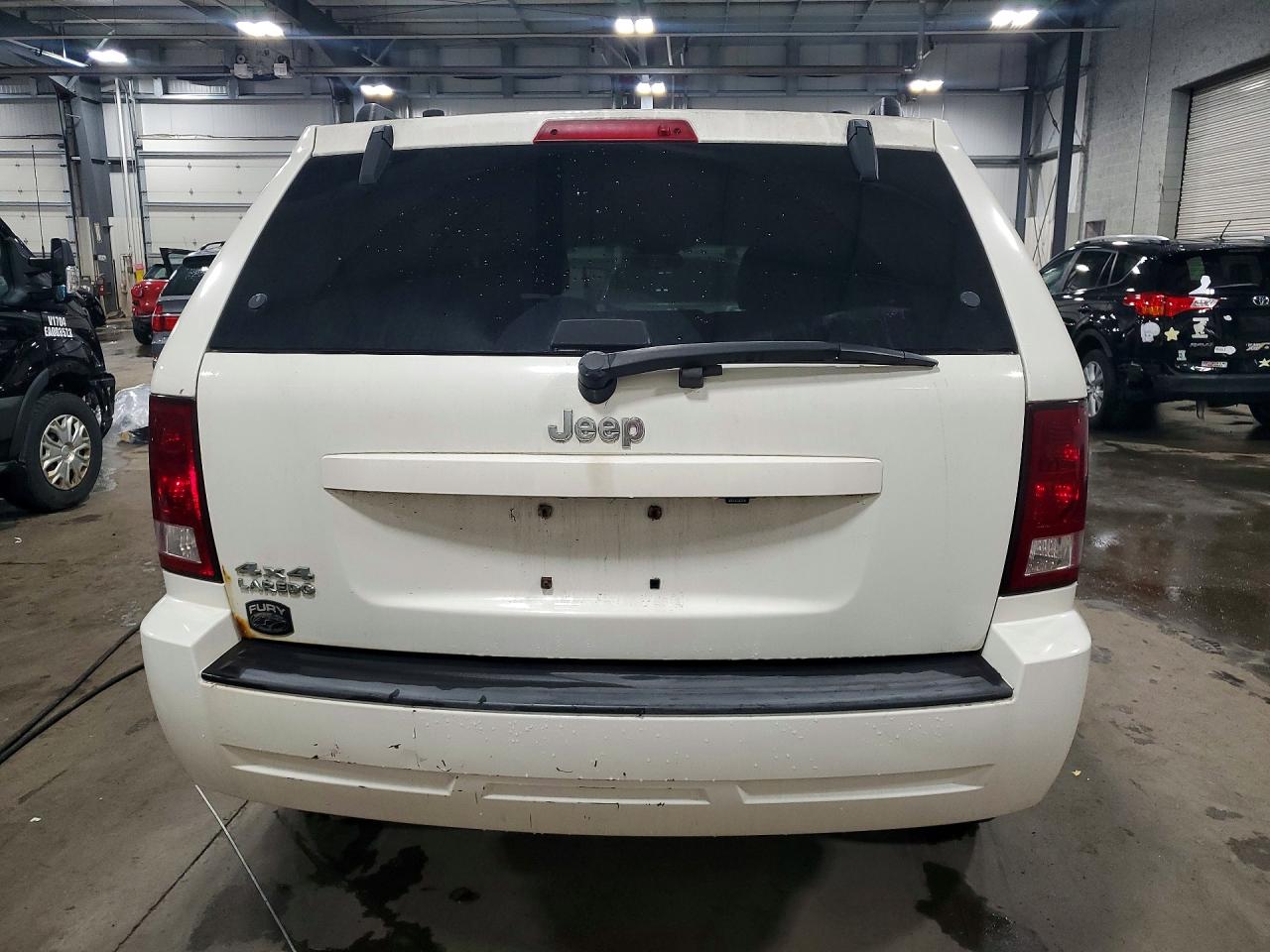 Jeep Grand Cherokee Laredo