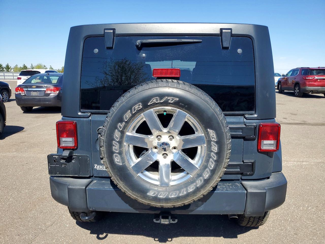 Jeep Wrangler Sahara